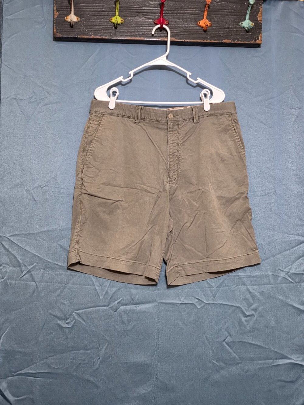 Tommy Bahama gray green Cargo Shorts